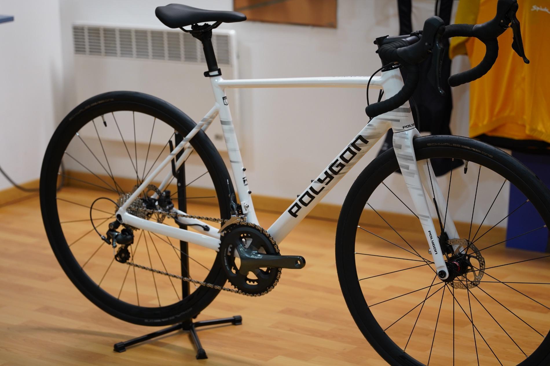 Polygon Strattos S4D