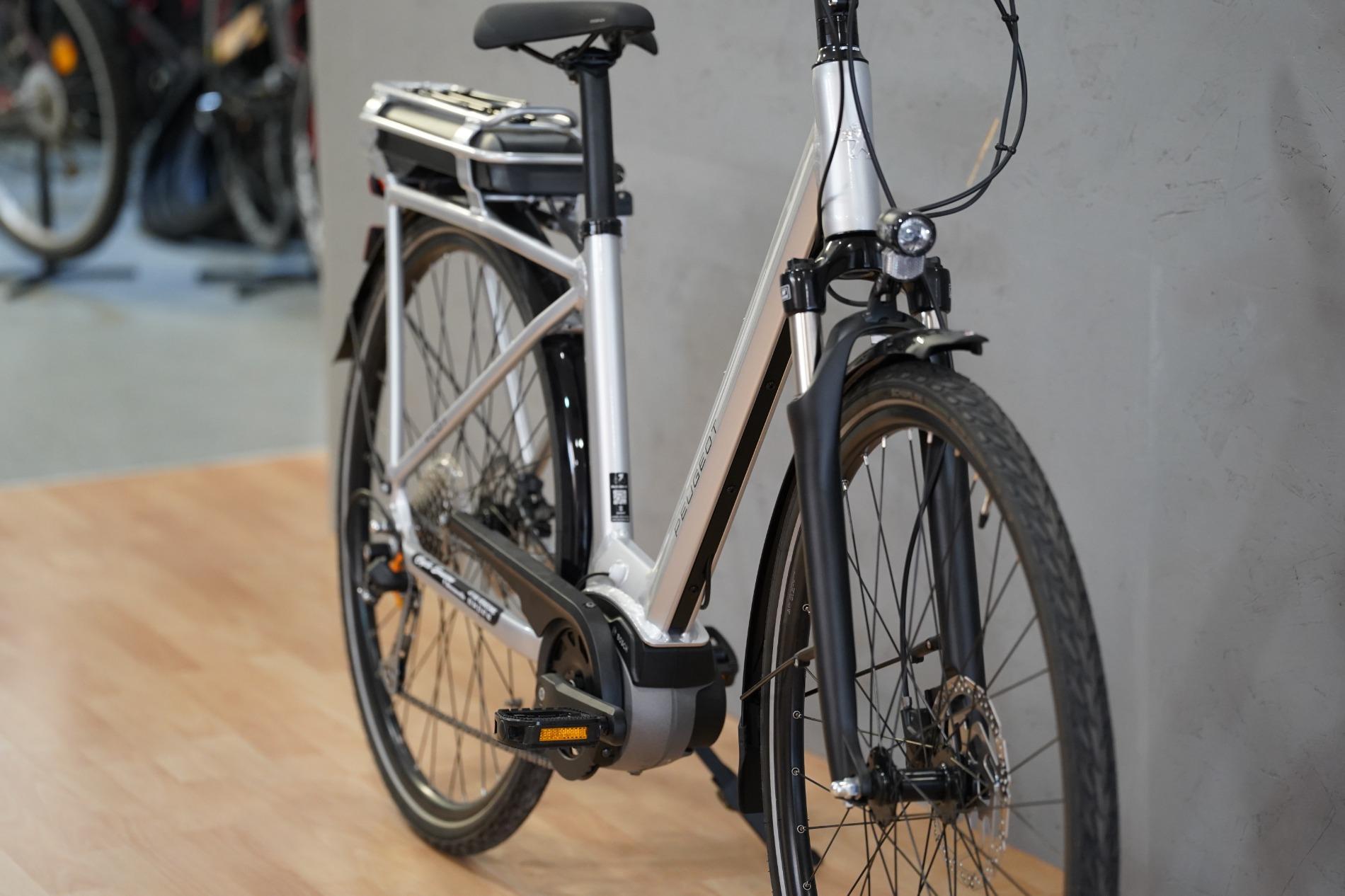 Peugeot eC01 D9 PLUS