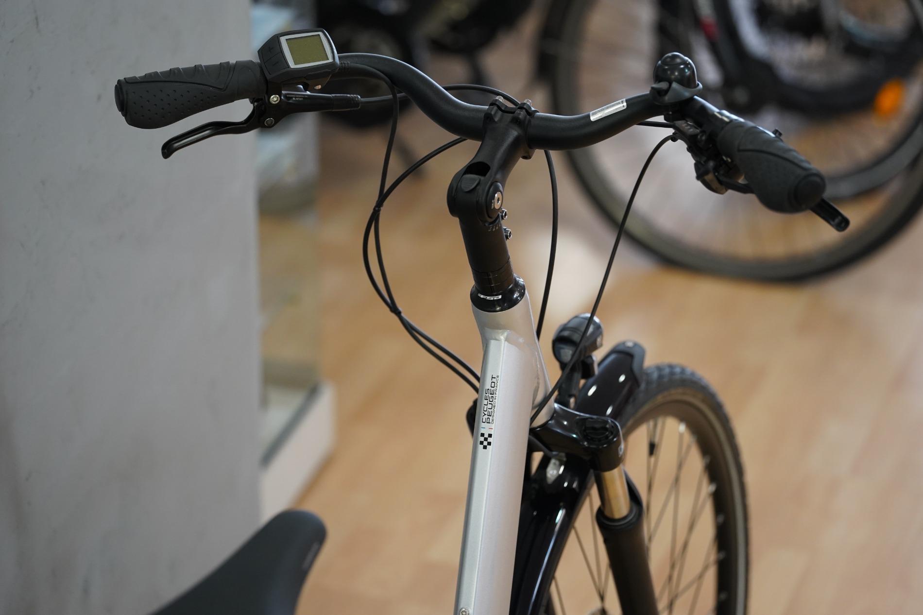 Peugeot eC01 D9 PLUS