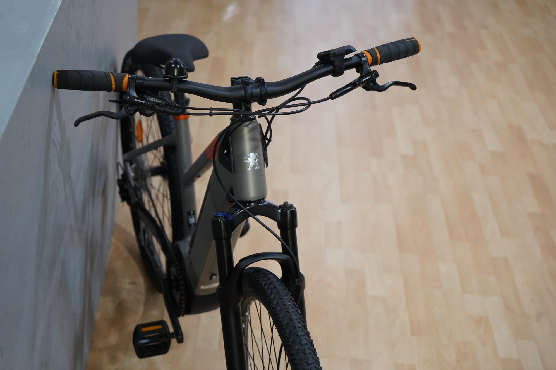 Peugeot eT01 Crossover