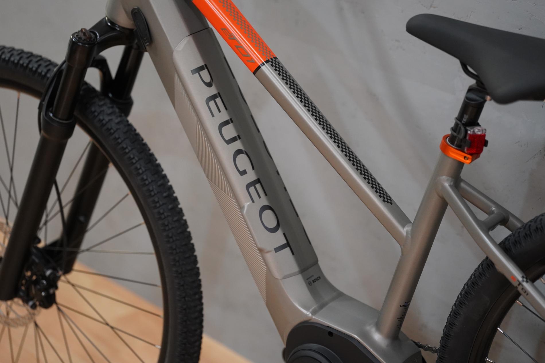 Peugeot eT01 Crossover